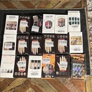 Chic Halloween Press-On Nails Set - Spooky Designs set of 18